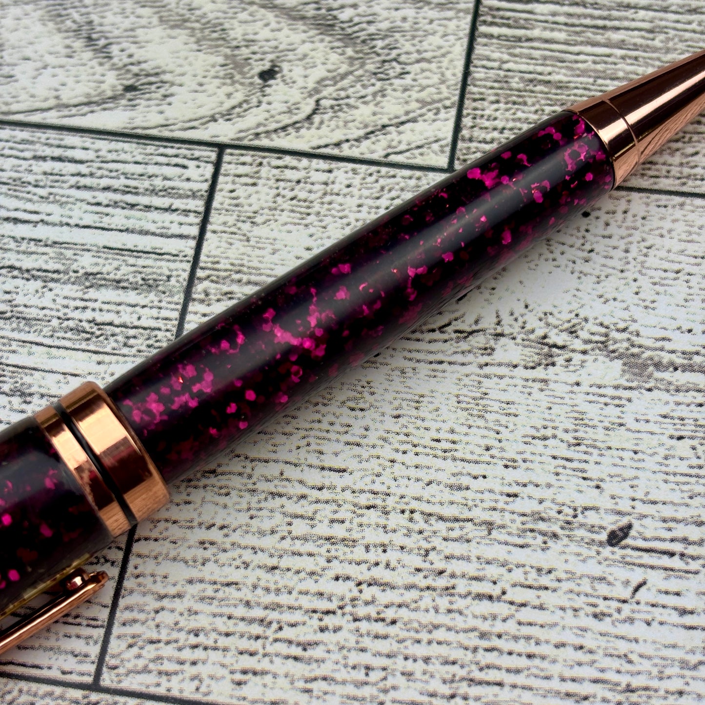 Maroon Glitter Ballpoint Pen