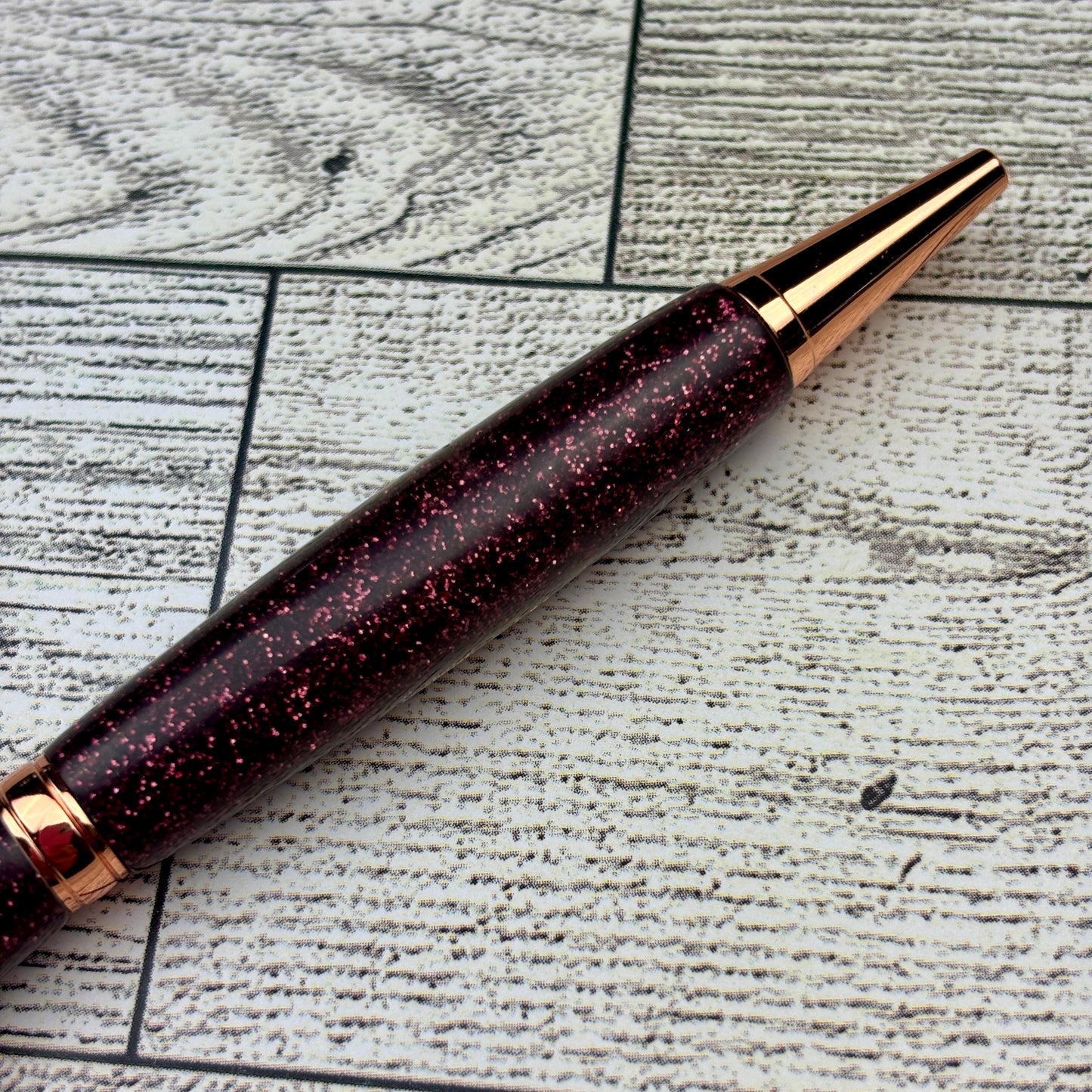 Maroon Glitter Refillable Ballpoint Pen
